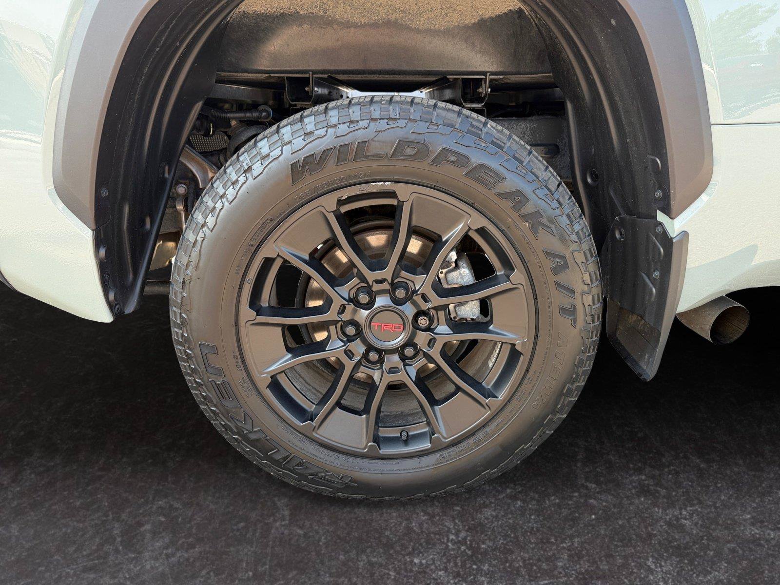 Used 2025 Toyota Tundra Platinum AWD/4WD image 28