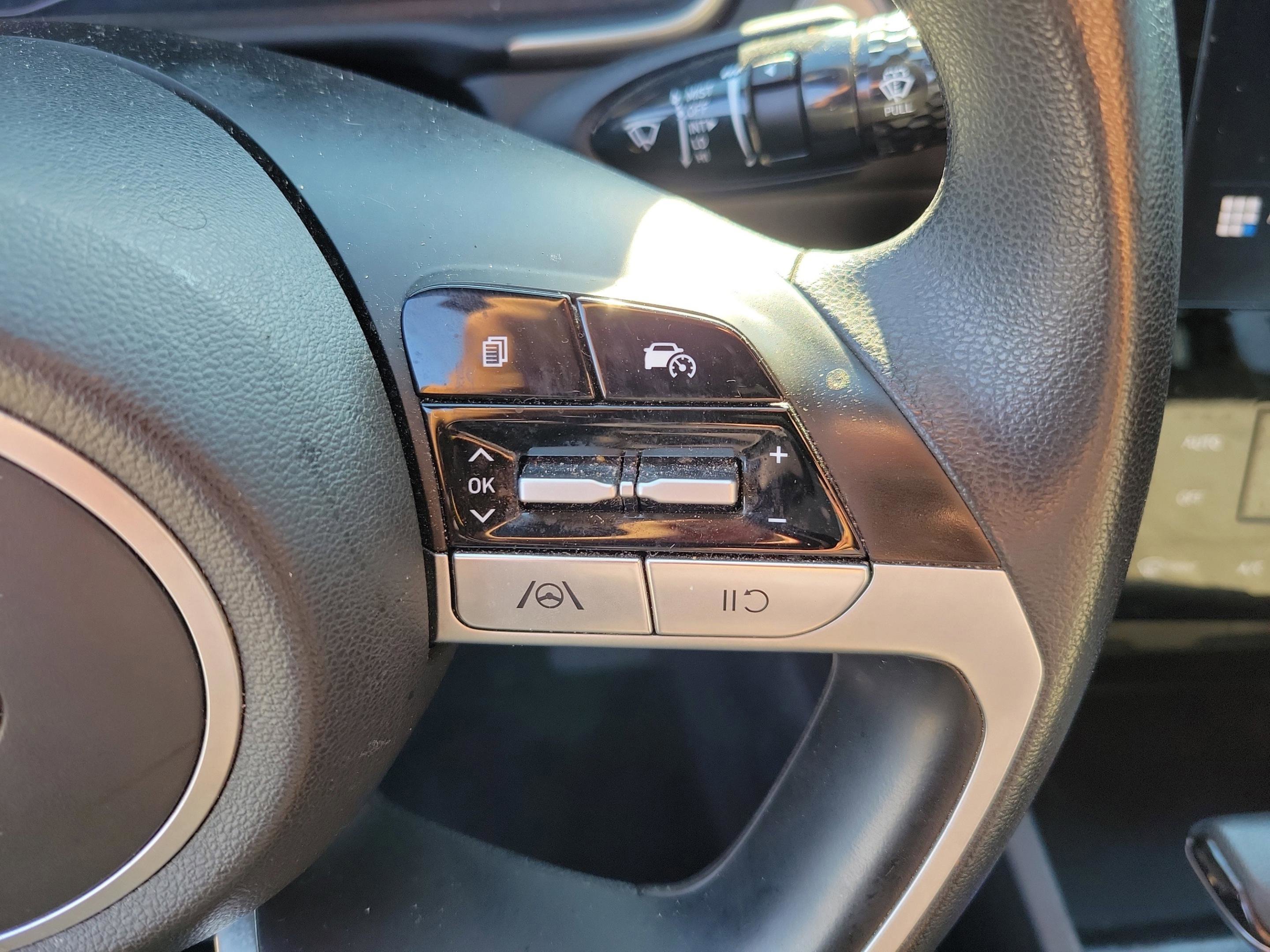 Certified 2024 Hyundai Santa Cruz SEL image 19