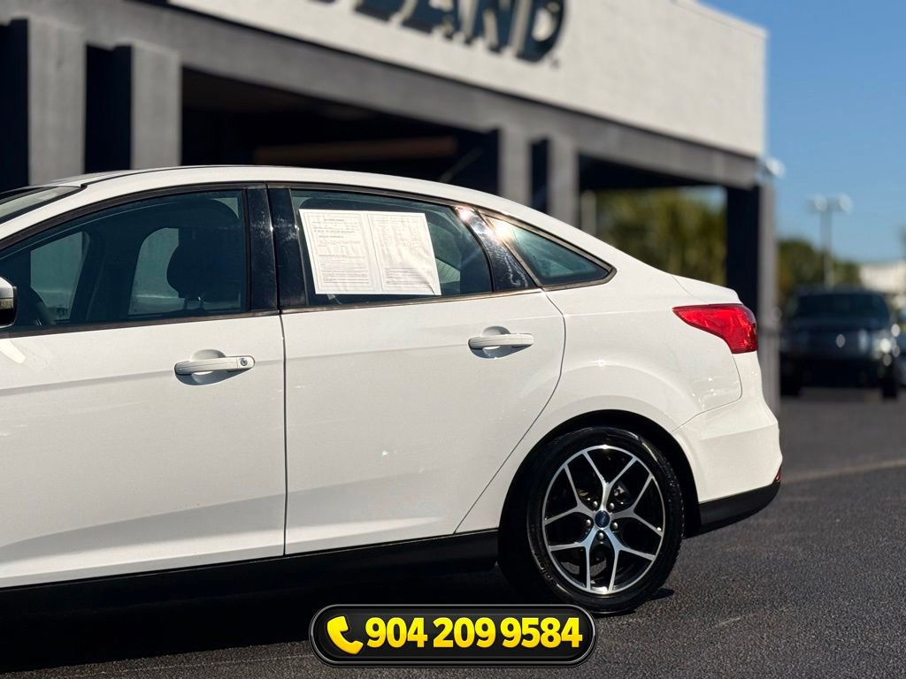 Used 2018 Ford Focus SEL FWD image 5