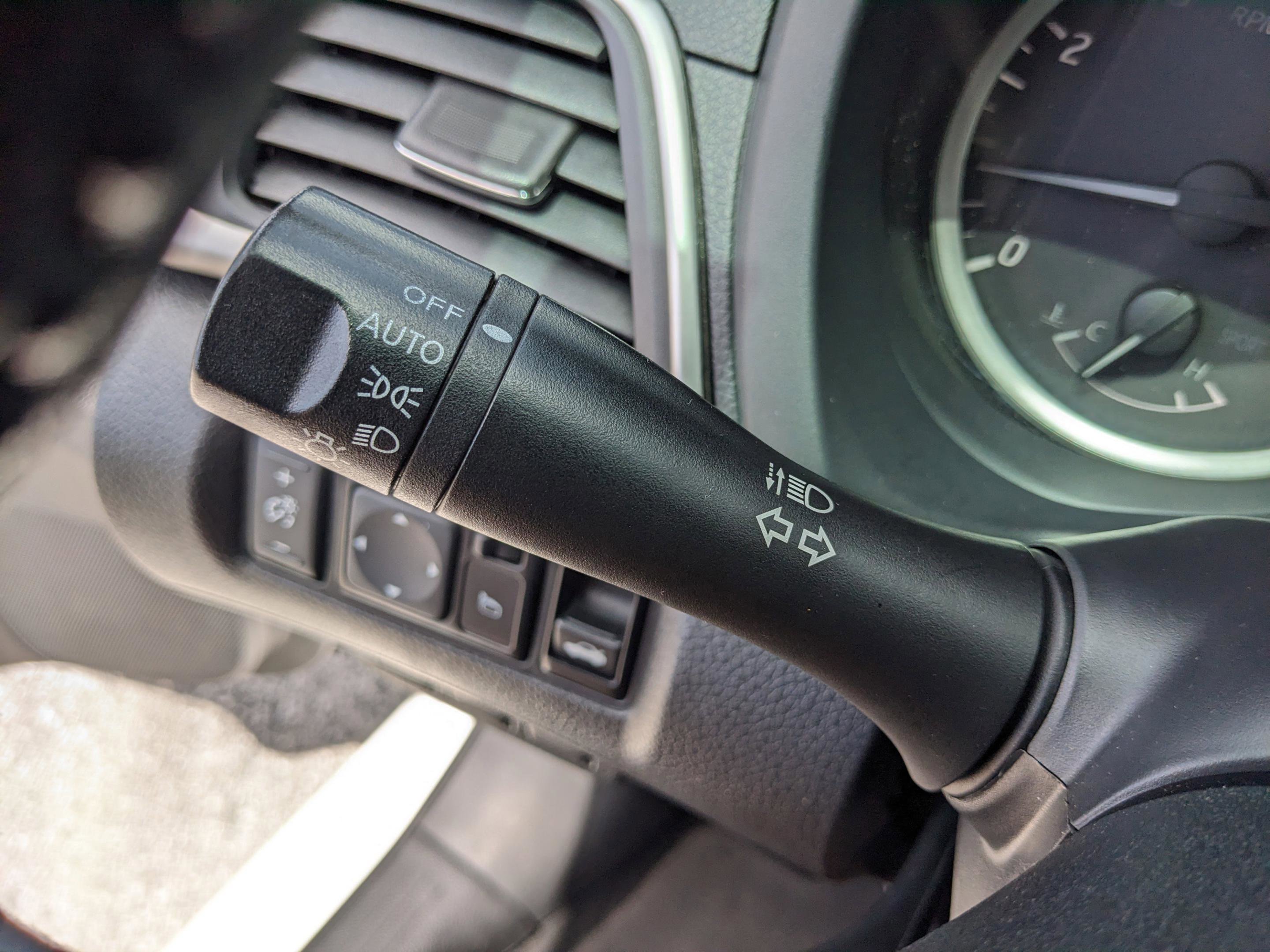 Used 2018 Nissan Sentra SV image 27