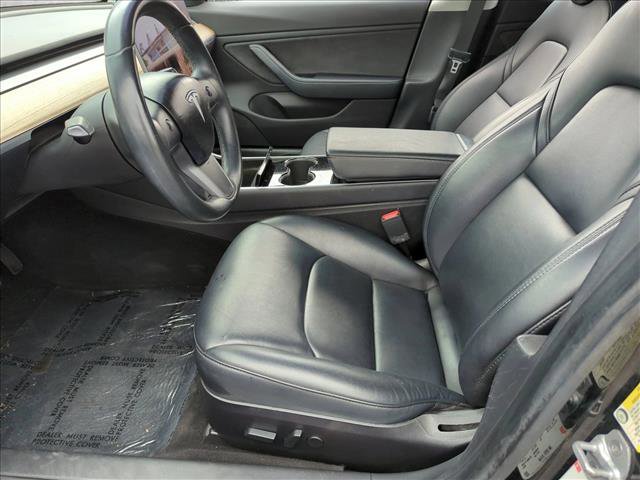 Used 2018 Tesla Model 3 Long Range image 16
