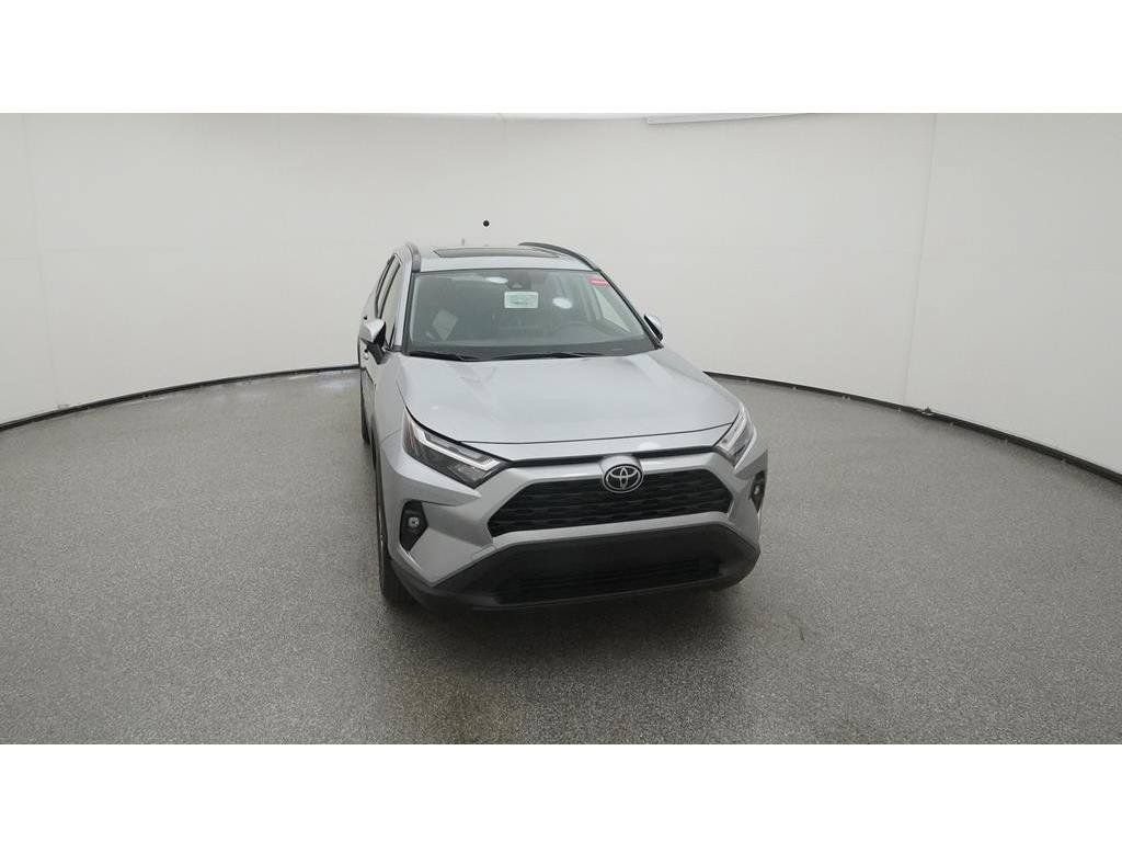 Used 2023 Toyota RAV4 XLE Premium FWD image 18