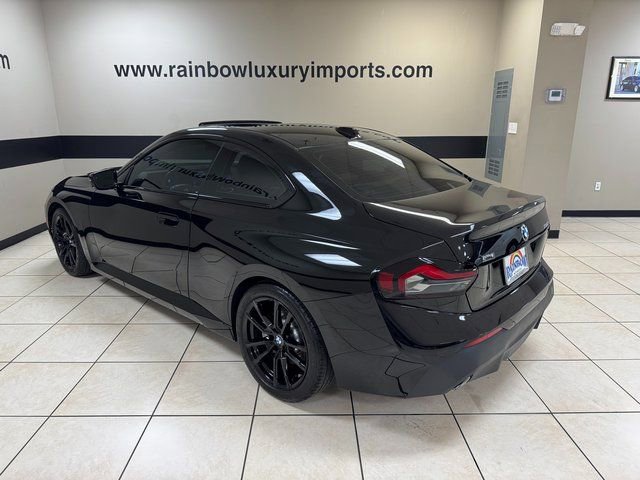 Used 2023 BMW 230i 230i w/ Premium Package image 4