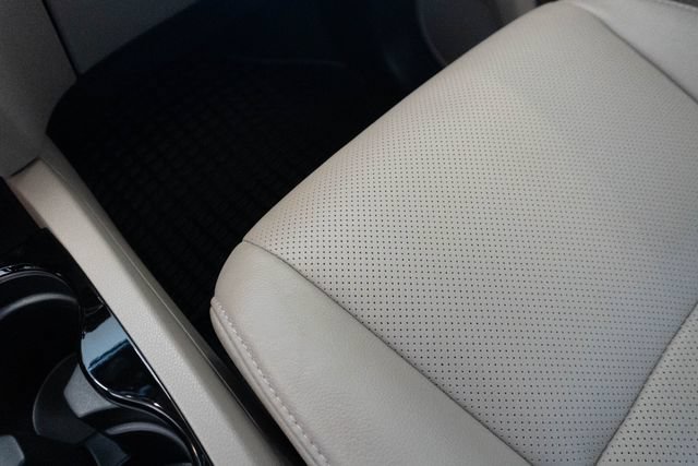 Used 2018 Honda Pilot Elite image 34