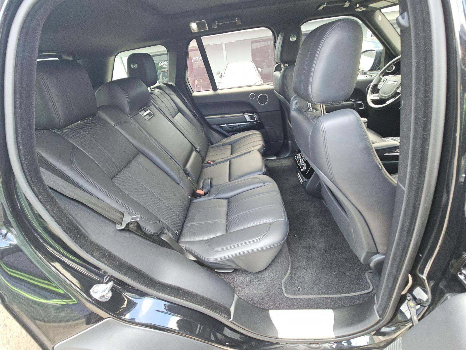 Used 2016 Land Rover Range Rover HSE AWD/4WD image 8
