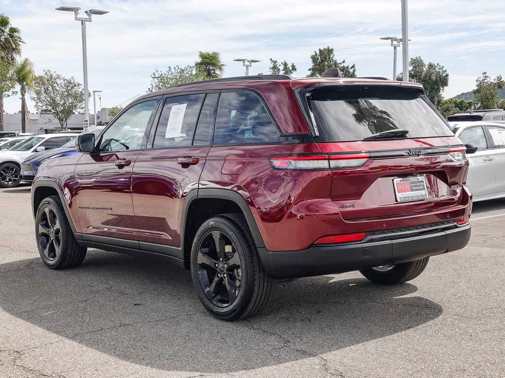 Certified 2023 Jeep Grand Cherokee Altitude image 6