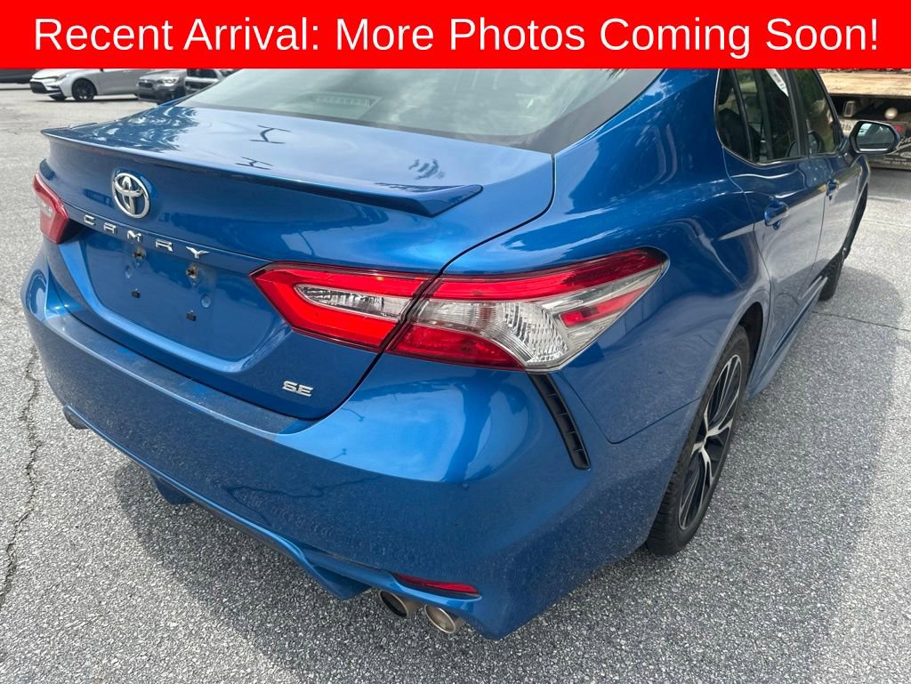 Used 2018 Toyota Camry SE FWD image 3