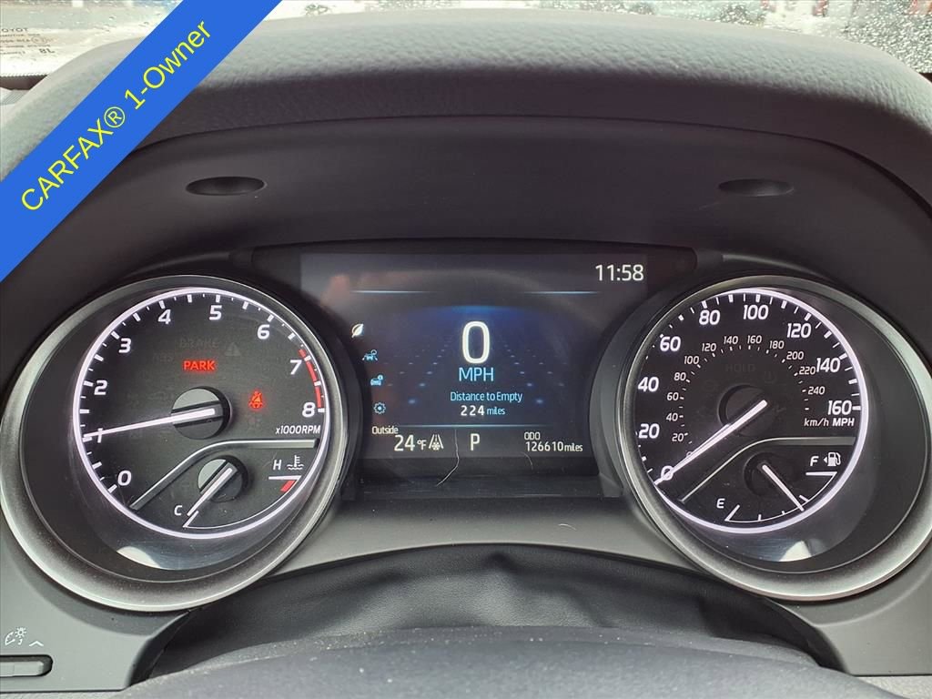 Used 2023 Toyota Camry SE image 19