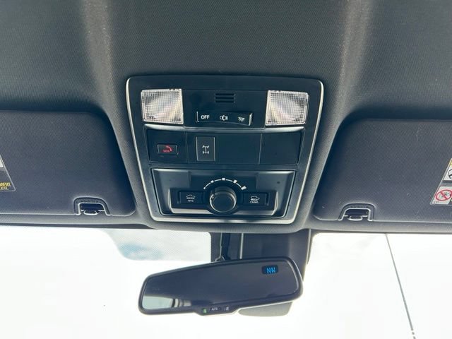 Used 2023 Toyota Tacoma TRD Off-Road w/ Black Out Package (TMS) AWD/4WD image 16