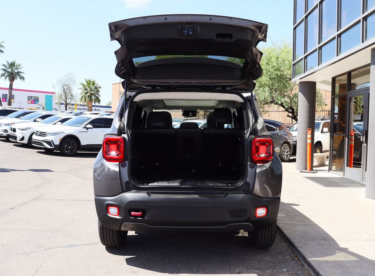 Used 2019 Jeep Renegade Trailhawk AWD/4WD image 22