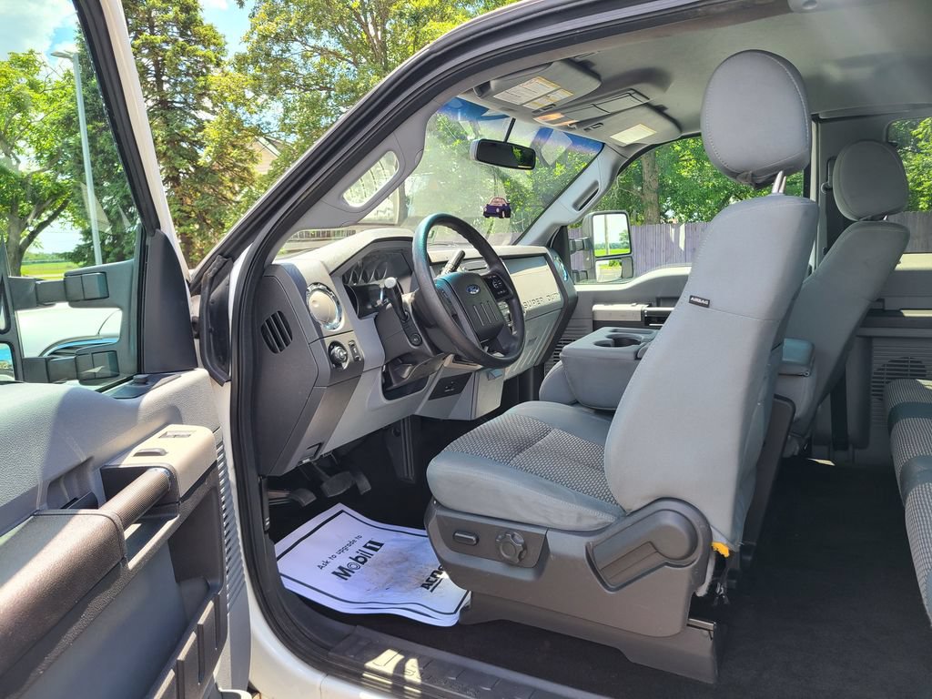 Used 2015 Ford F250 XLT w/ XLT Value Package AWD/4WD image 22
