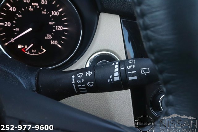 Used 2018 Nissan Rogue SV image 22