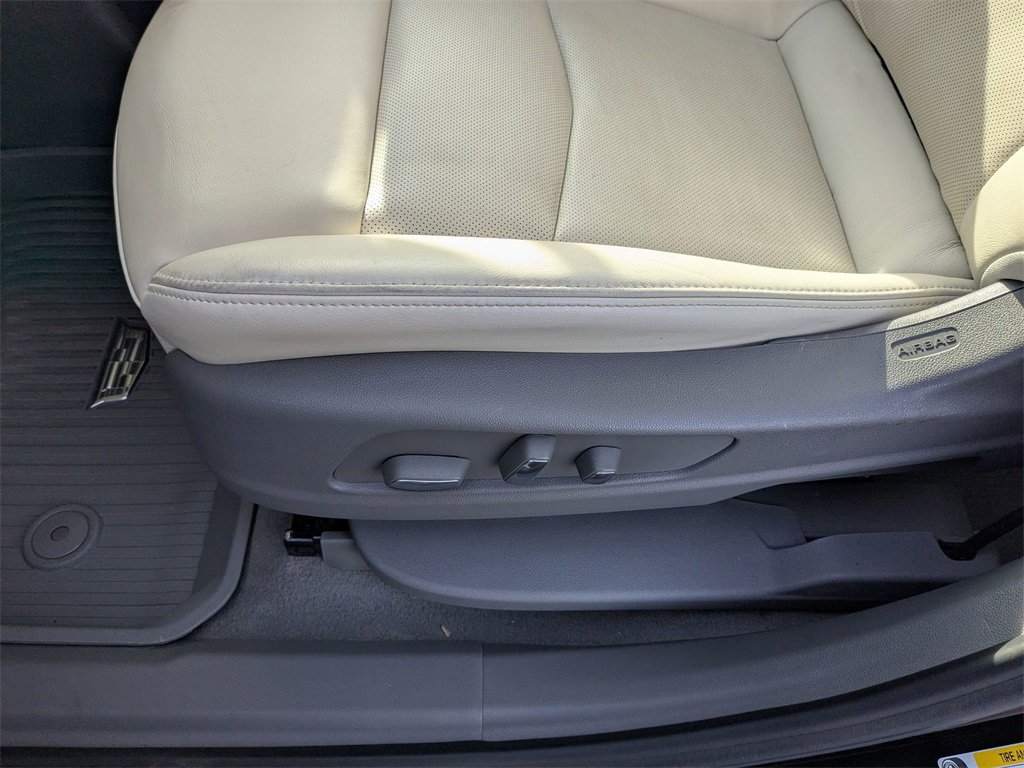 Certified 2024 Cadillac XT6 Premium Luxury w/ LPO, Floor Liner Package image 19