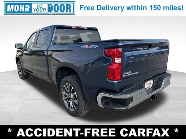 Used 2022 Chevrolet Silverado 1500 LT AWD/4WD image 3