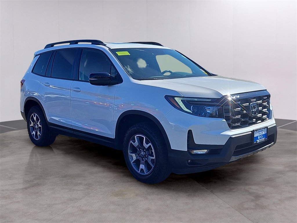 Certified 2022 Honda Passport TrailSport image 3