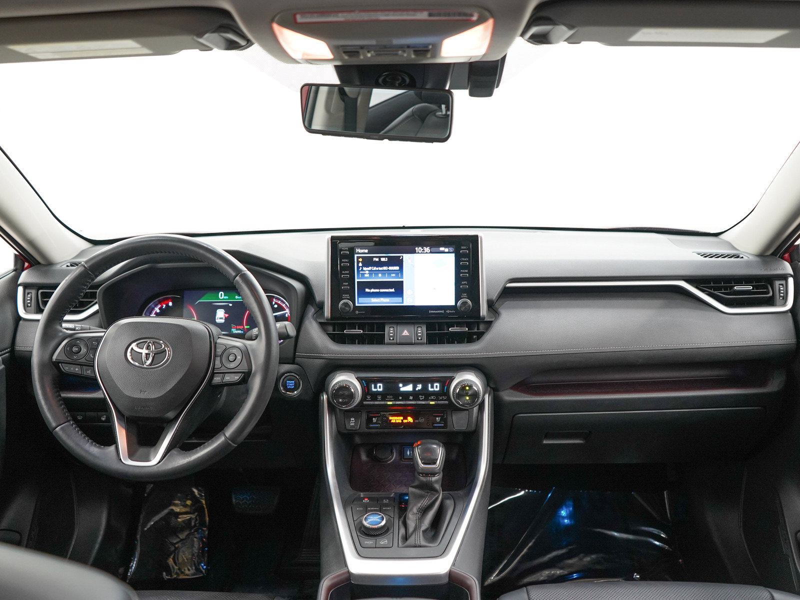 Used 2019 Toyota RAV4 Limited w/ Cold Weather Package AWD/4WD image 13