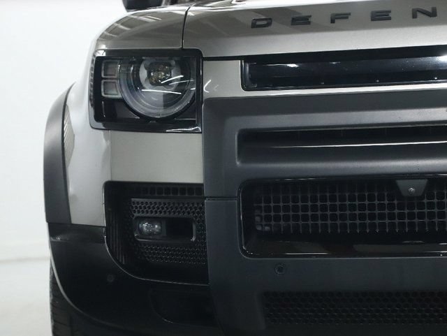 Used 2022 Land Rover Defender 110 X-Dynamic HSE AWD/4WD image 42