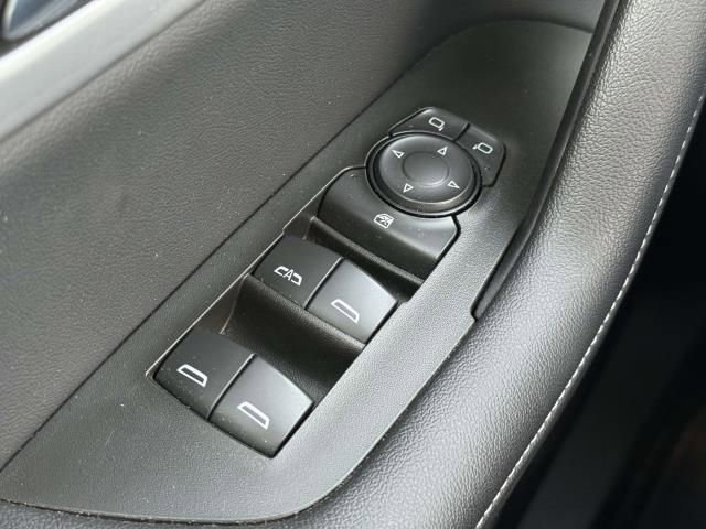 Used 2025 Chevrolet Blazer LT AWD/4WD image 16