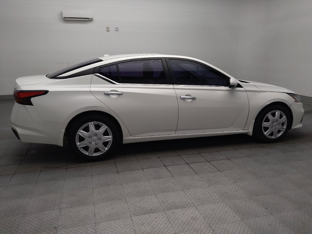 Used 2022 Nissan Altima 2.5 SV w/ SV Premium Package FWD image 10