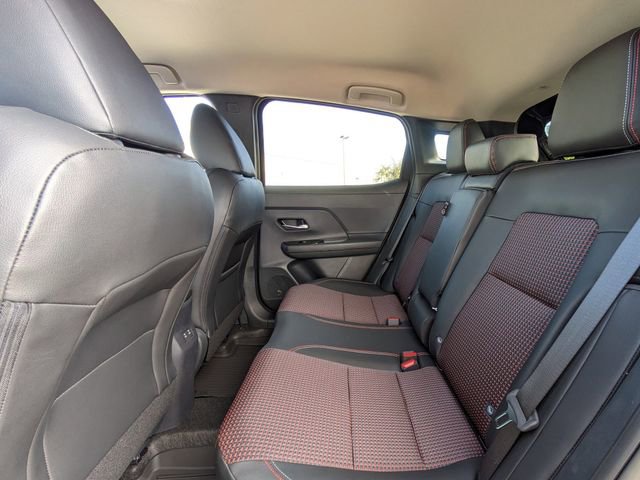 New 2026 Nissan Kicks SR w/ Cold Weather Package image 14