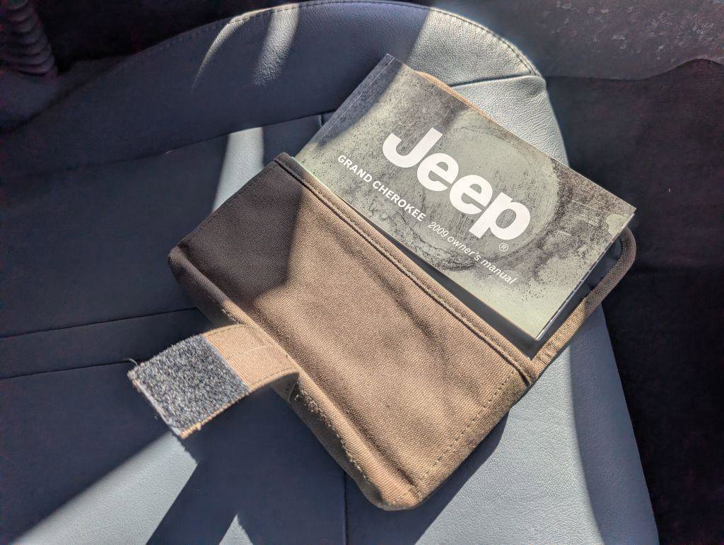 Used 2009 Jeep Grand Cherokee Laredo w/ Popular Equipment Group image 15