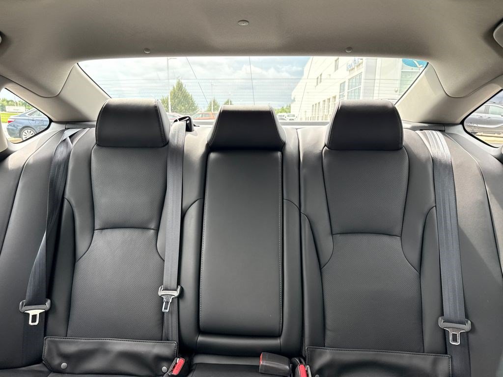 Certified 2023 Honda Accord Touring image 22