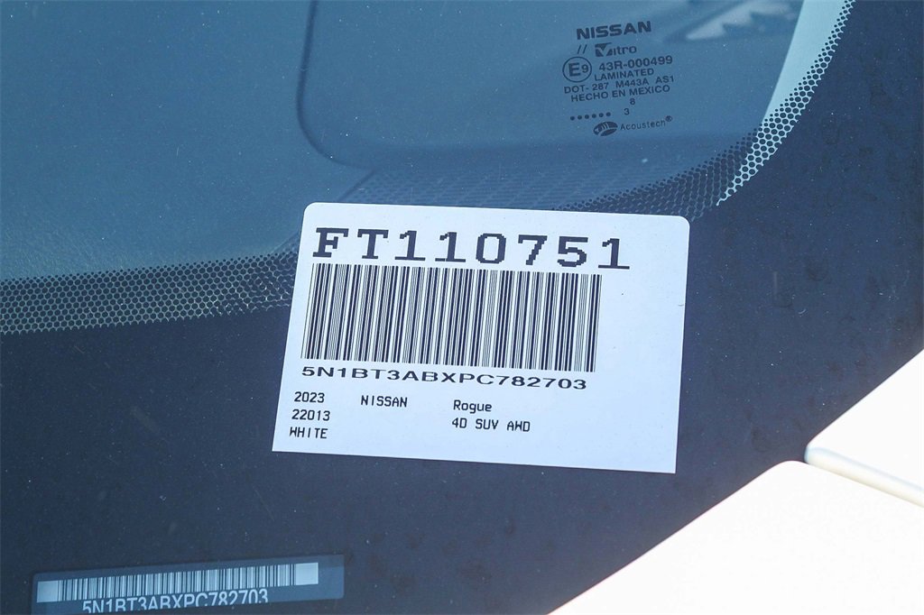 Used 2023 Nissan Rogue S image 33