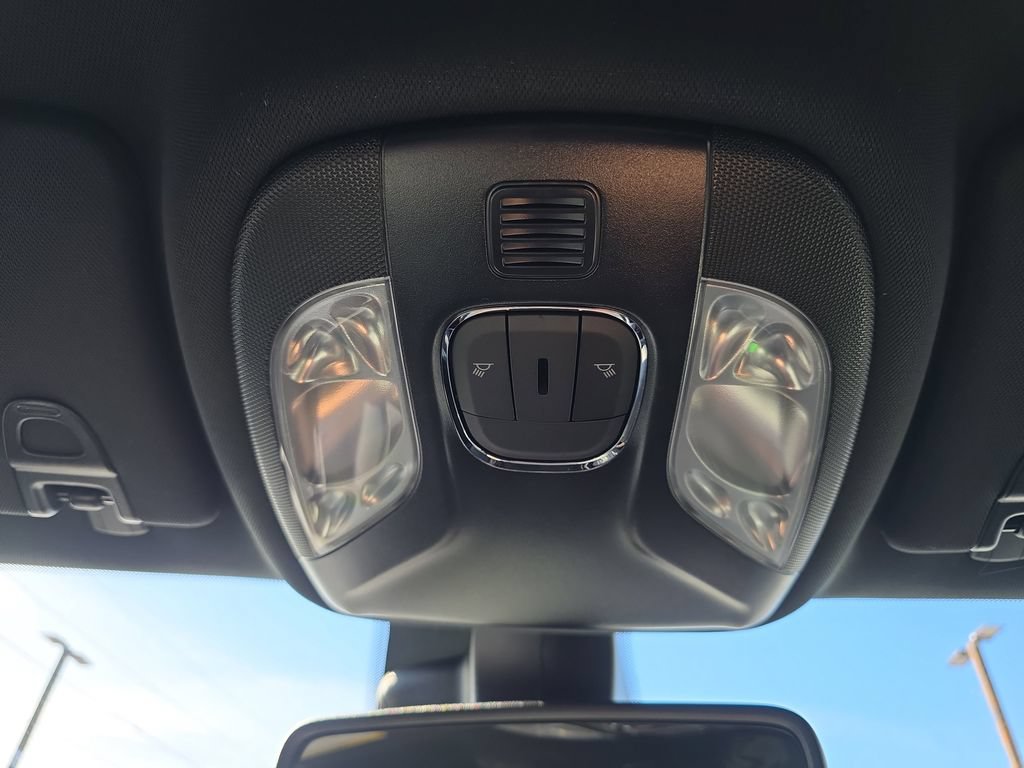 New 2026 Jeep Compass Latitude AWD/4WD image 30