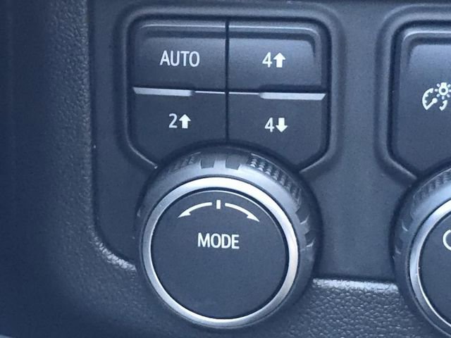 Used 2023 Chevrolet Tahoe Z71 w/ Luxury Package image 7