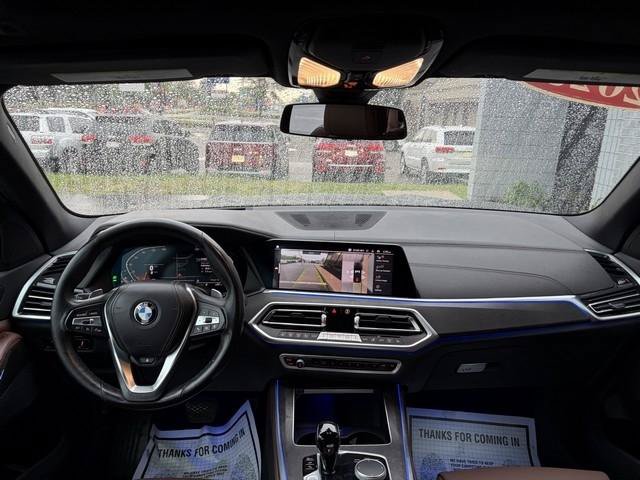 Used 2023 BMW X5 xDrive40i w/ Premium Package AWD/4WD image 27