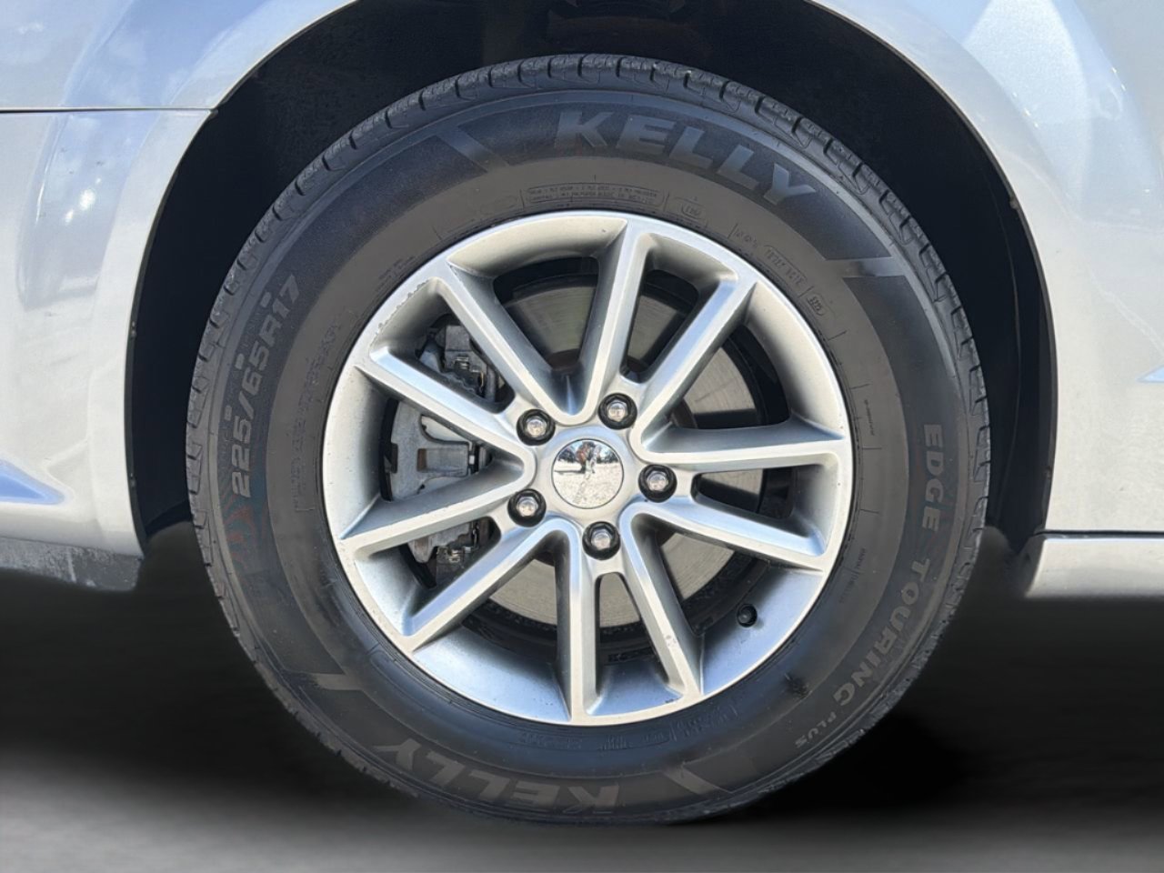 Used 2016 Dodge Grand Caravan SE FWD image 30