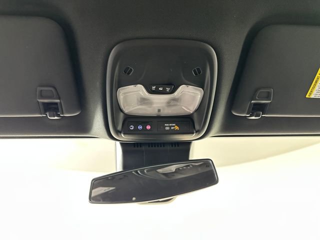 Used 2023 Chevrolet Colorado Trail Boss w/ Technology Package image 23