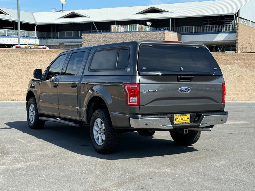 Used 2015 Ford F150 XLT w/ Trailer Tow Package image 4