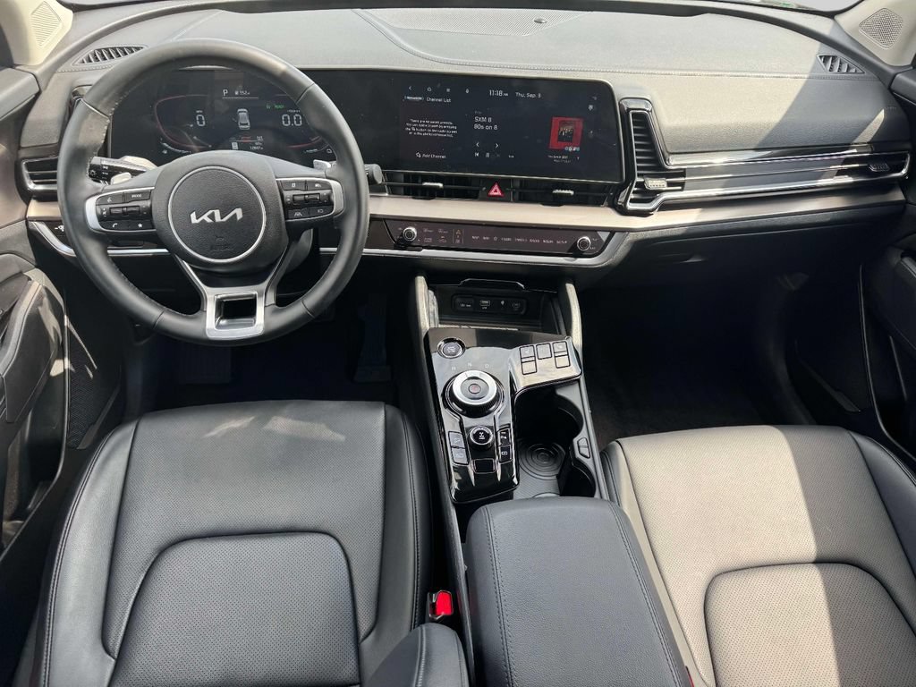 Used 2025 Kia Sportage EX AWD/4WD image 11