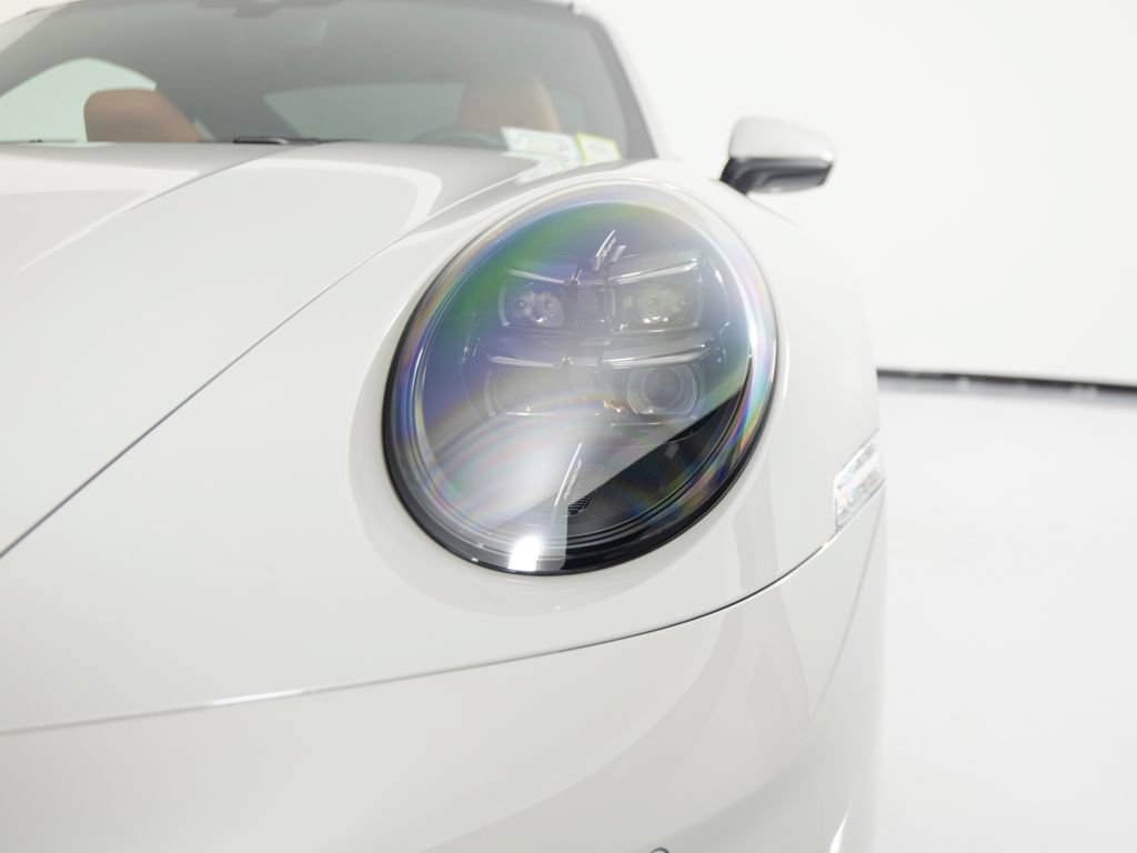 Certified 2025 Porsche 911 Carrera RWD image 44