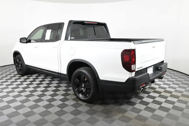 Used 2024 Honda Ridgeline Black Edition image 7