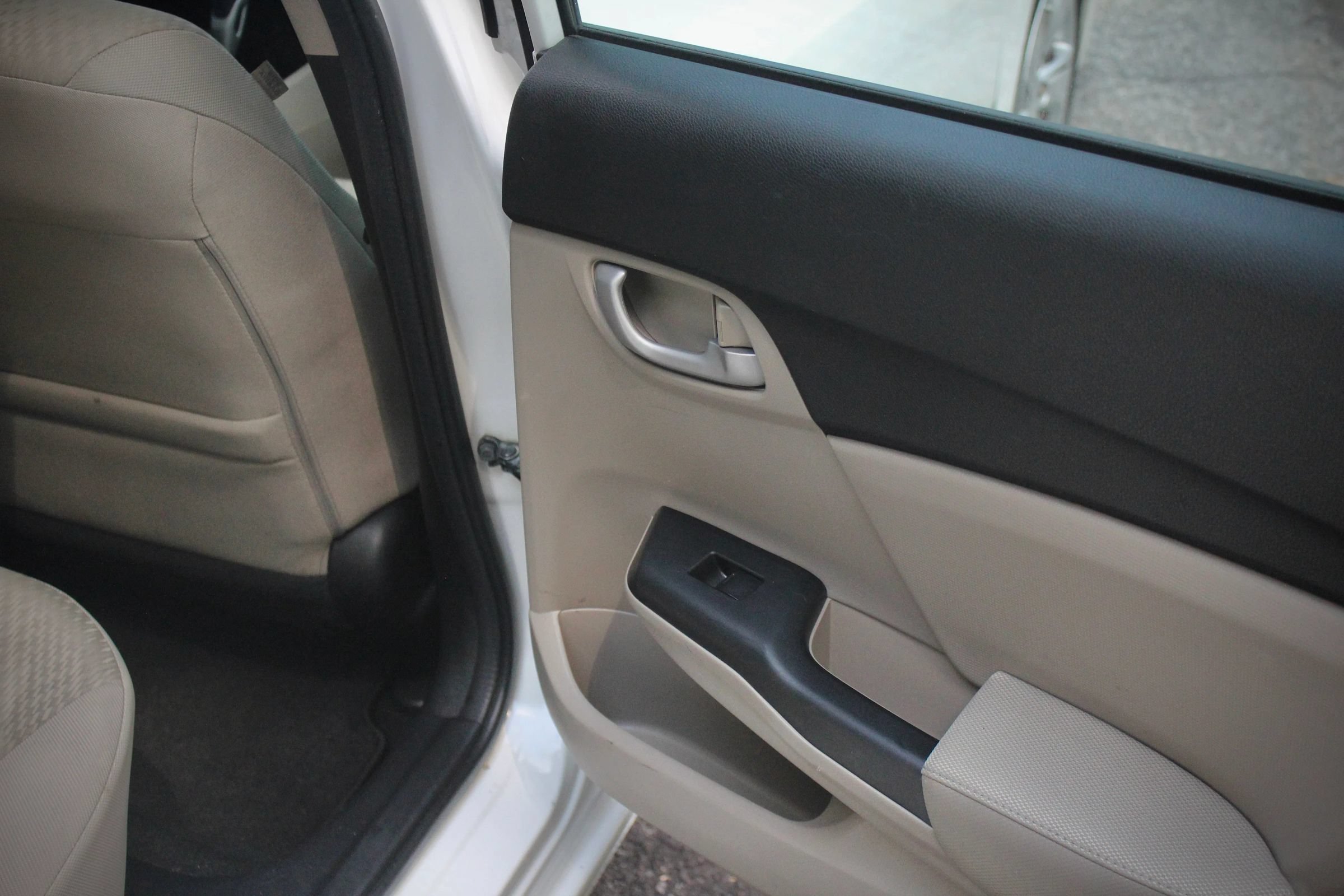 Used 2014 Honda Civic LX image 69