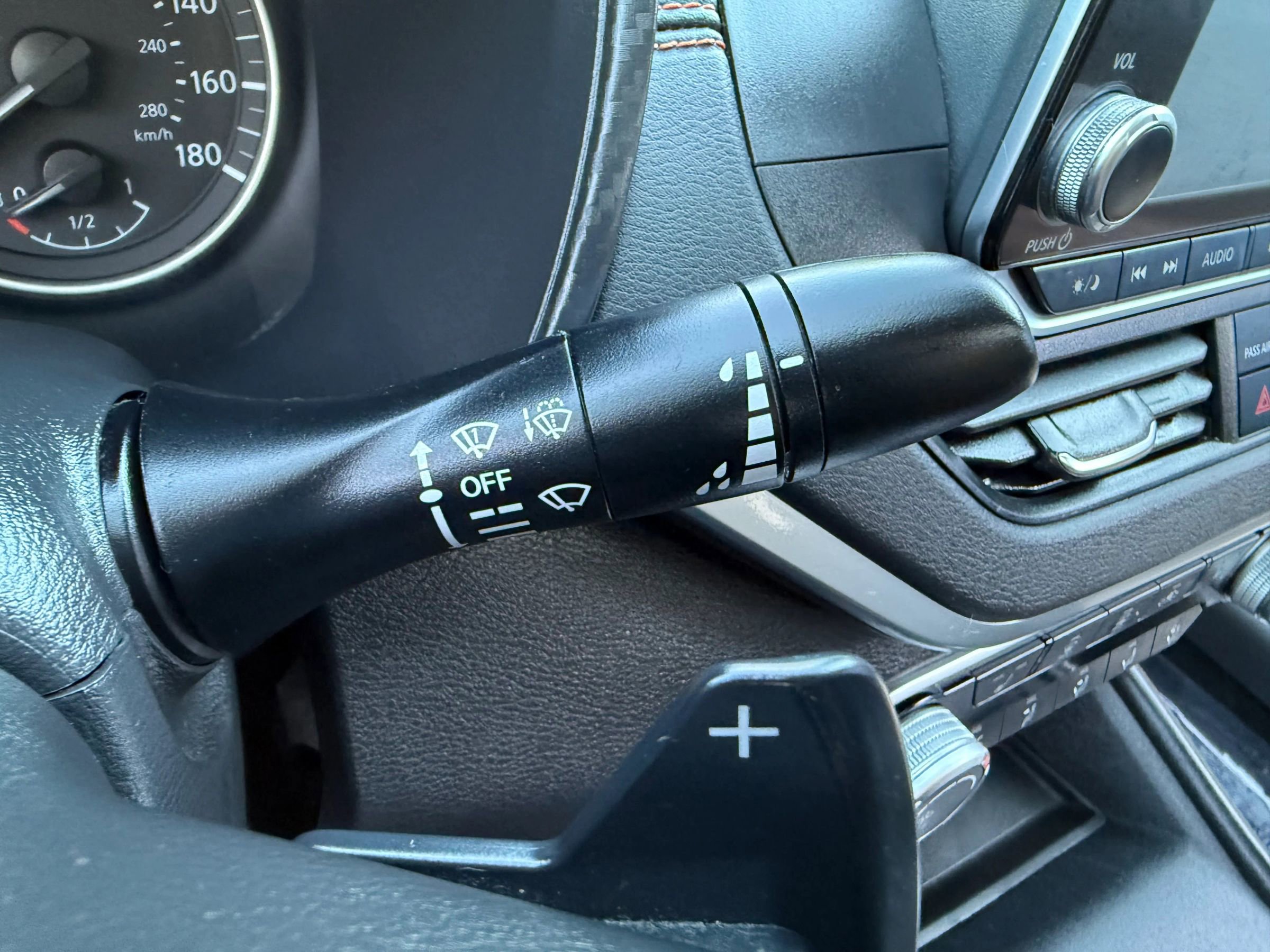 Used 2020 Nissan Altima 2.0 SR image 25