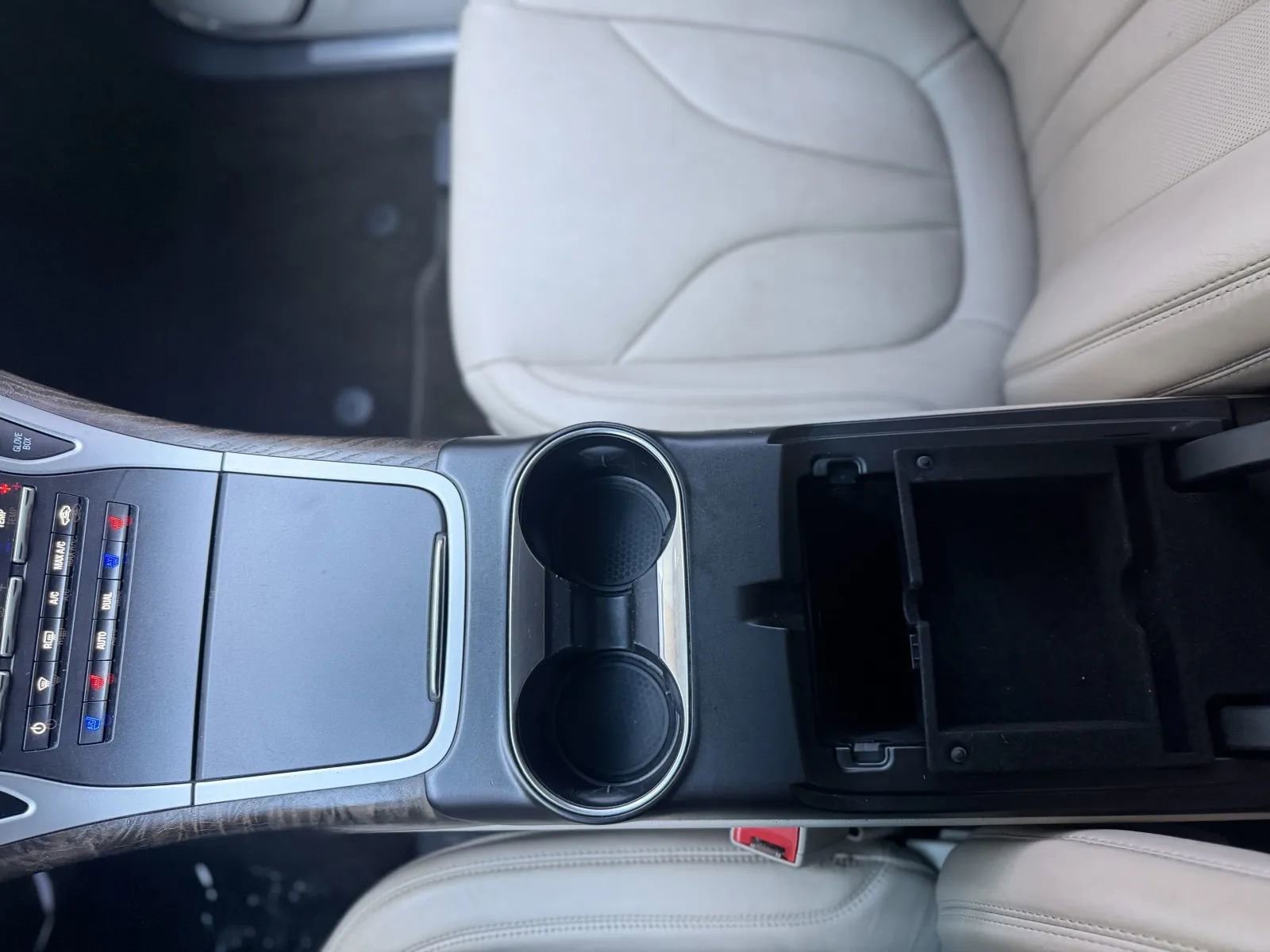Used 2016 Lincoln MKX Reserve FWD image 33