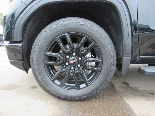 Used 2025 GMC Sierra 1500 Elevation AWD/4WD image 9
