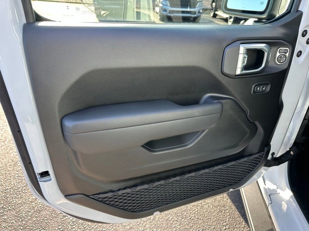 New 2025 Jeep Wrangler Sport S image 13