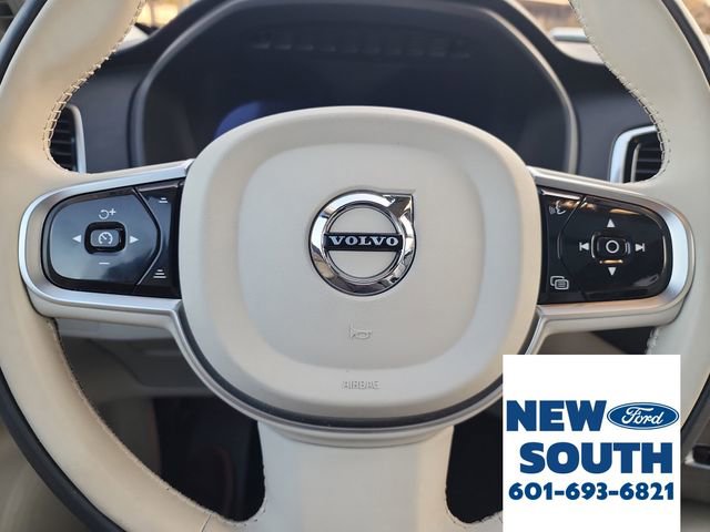 Used 2025 Volvo XC90 B6 Plus w/ Protection Package Premier image 18