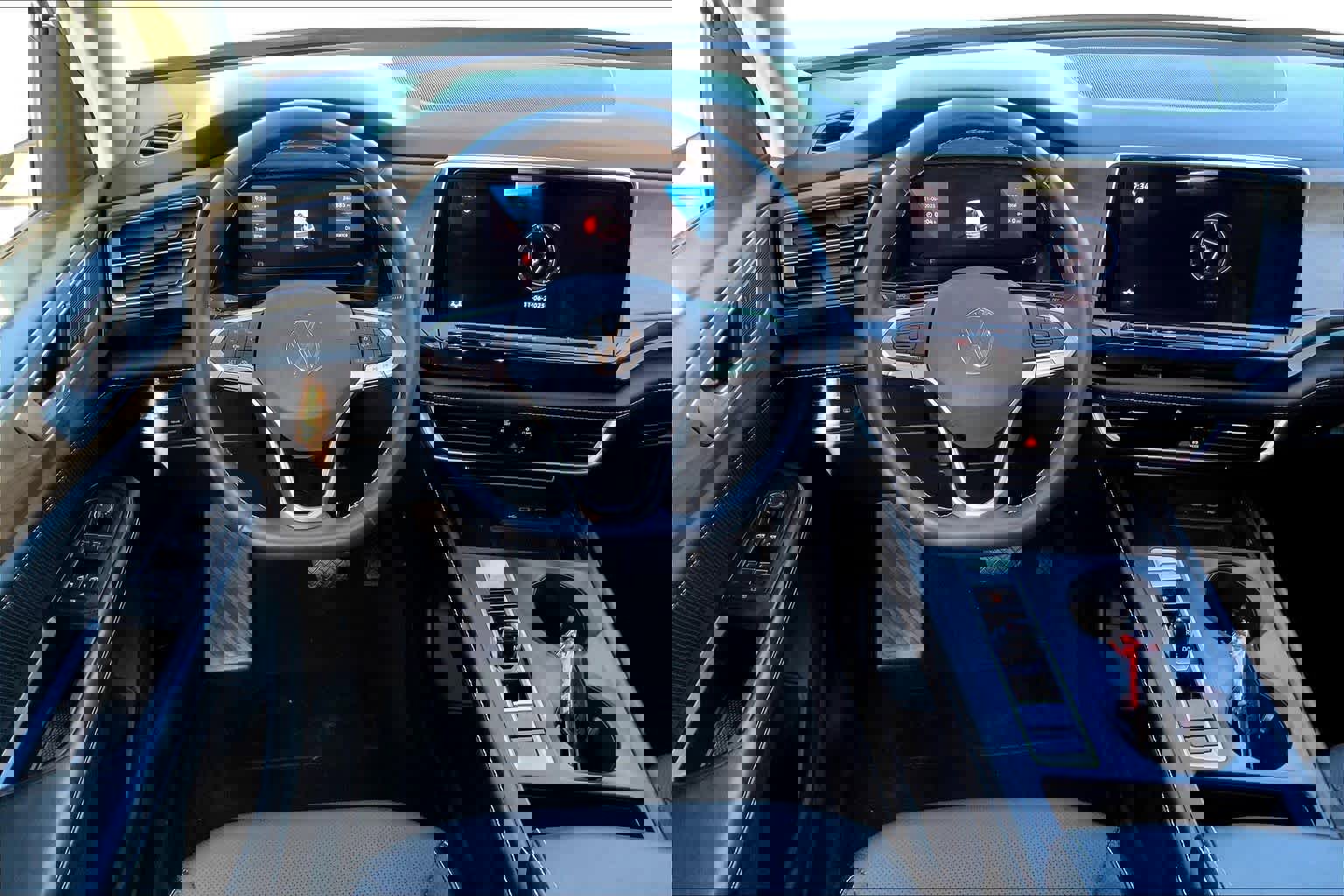 Certified 2024 Volkswagen Atlas SE image 9