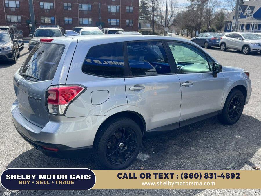 Used 2017 Subaru Forester 2.5i image 5