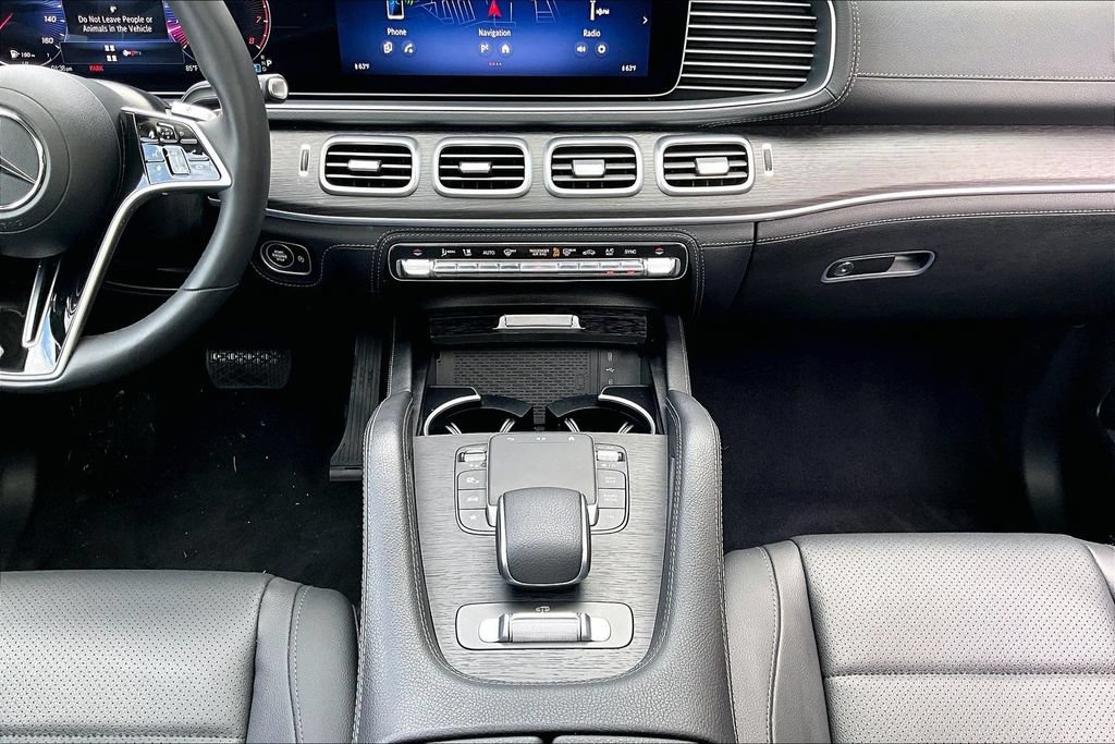 Certified 2024 Mercedes-Benz GLS 450 4MATIC image 24