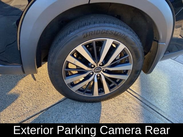 Used 2022 Nissan Pathfinder Platinum w/ Lighting Package (N92) image 10