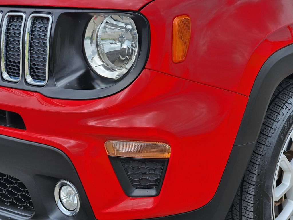 Used 2019 Jeep Renegade Latitude FWD image 8