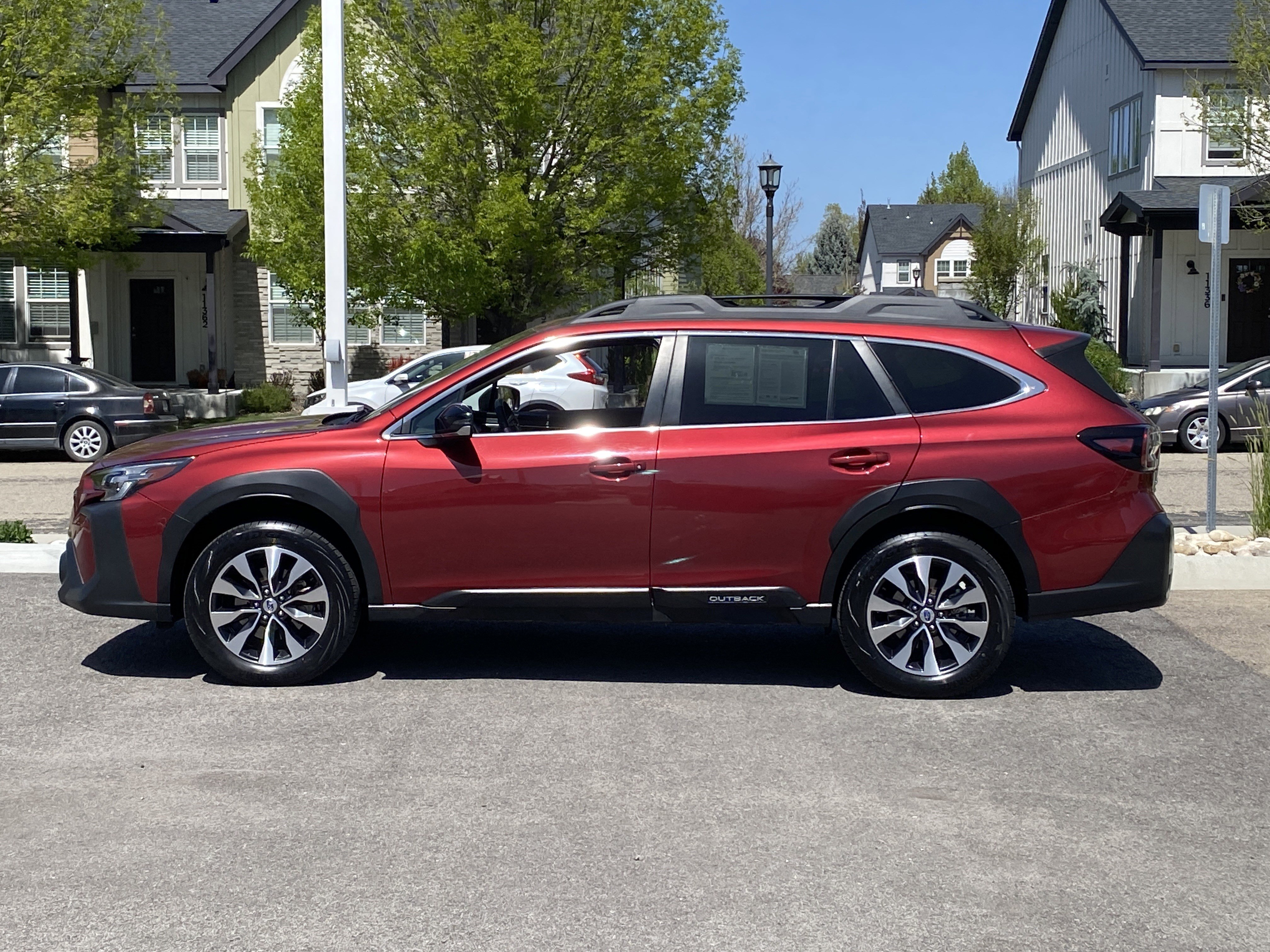 Certified 2024 Subaru Outback Limited AWD/4WD image 3