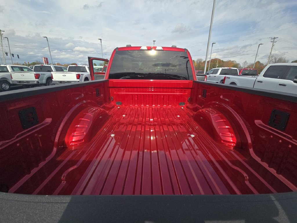 New 2026 Ford F250 XLT w/ XLT Premium Package AWD/4WD image 28