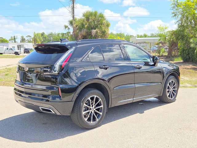Certified 2024 Cadillac XT4 Sport FWD image 4